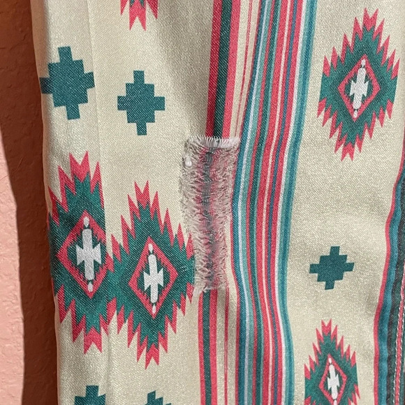 Lucky & Blessed Western Aztec Multicolor Print Mega-Flare Jeans size 2 - Picture 6 of 15